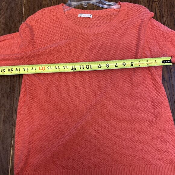 Cotton On Sweater Women’s Medium Round Neck Light Weight Salmon Slit Side - Picture 4 of 15